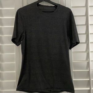 Lululemon gray shirt